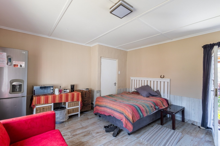  Bedroom Property for Sale in Airport Western Cape